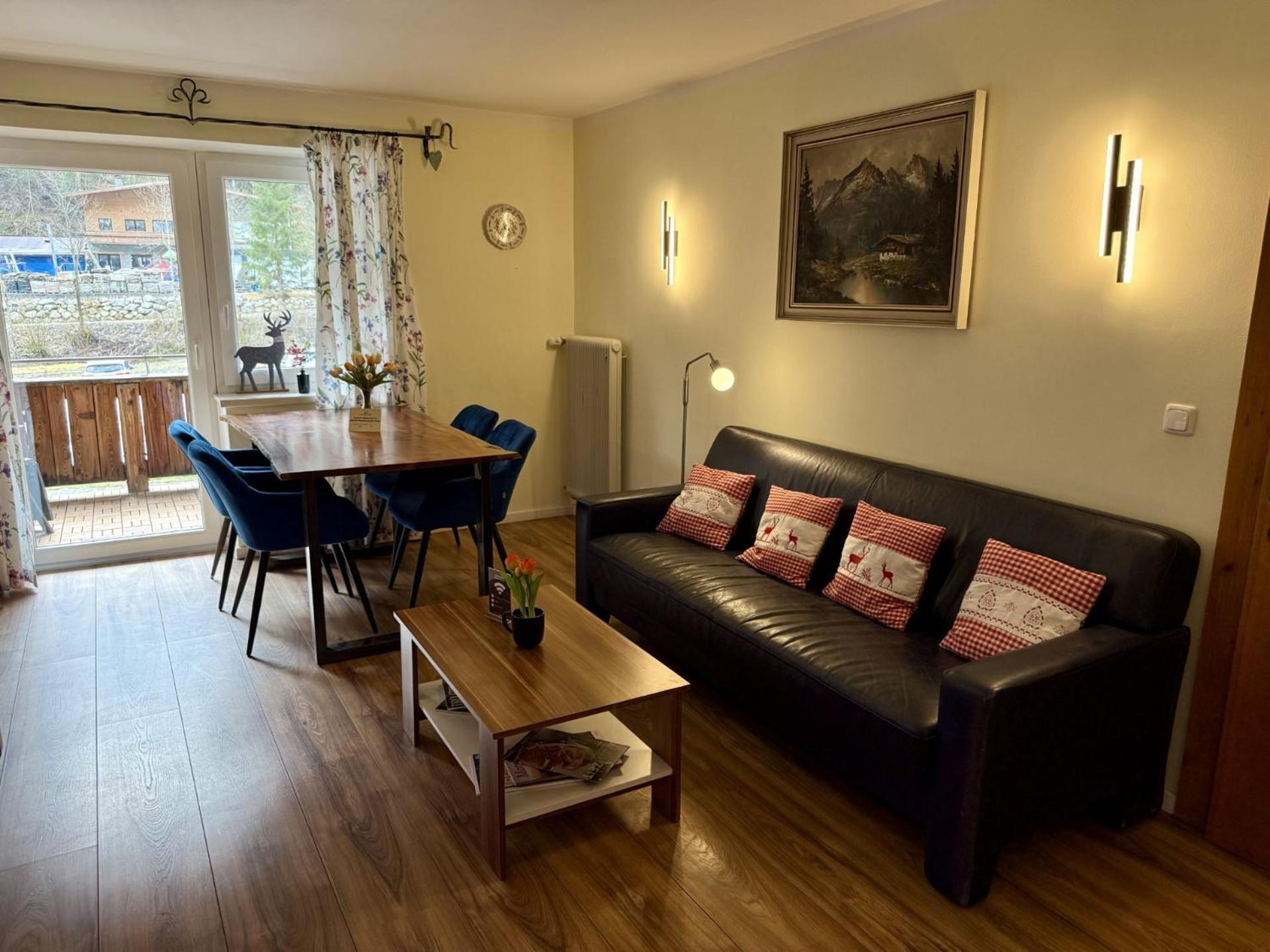 תיירזה Alpenlodge, Ferienwohnung 5 מראה חיצוני תמונה